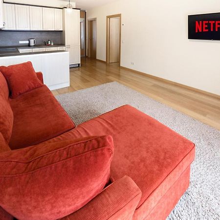 Ona'S Apartment In City Center With Private Parking Kaunas Kültér fotó